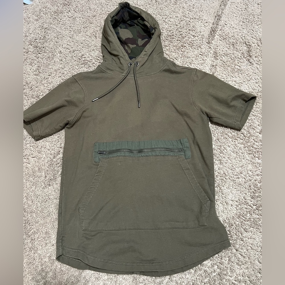 Short Sleeve Green Hoodies with Zipper and Camo
